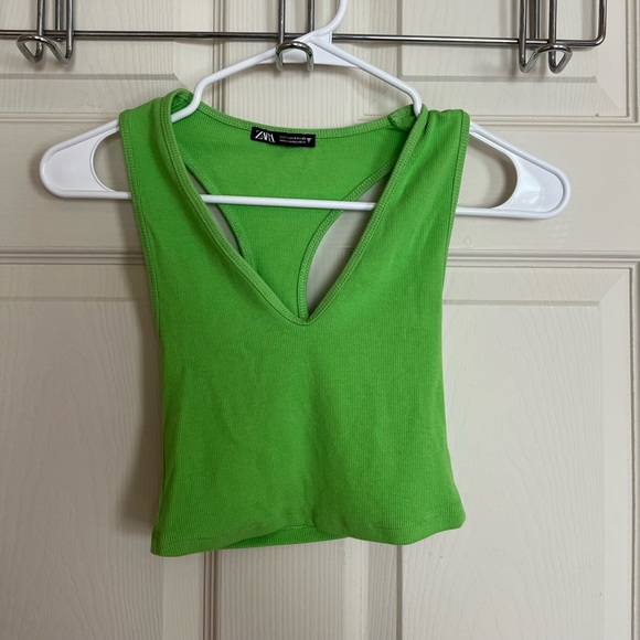 Zara Cropped Tank - Picture 1 of 1